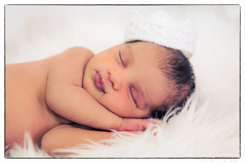 Ainounaayad.com offers newborn and Baby photography in Dubai at affordable packages to meet your budget and requirements. For more details visit us. Call: +971 504394917.
Visit us:- http://ainounaayad.com/newborn/