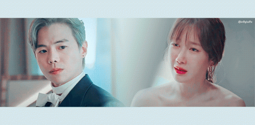 행복하지않아
#심수련 #로건리 #기억조작

-이 이미지에는 '한국저작권위원회'에서 제작한 폰트 'KCC은영체'가 적용되어 있습니다.-