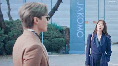 "여긴 어쩐일이세요?"
#심수련 #로건리