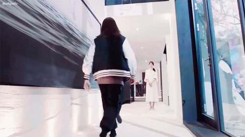 메이킹
https://youtu.be/XpjE_Kw8z7I