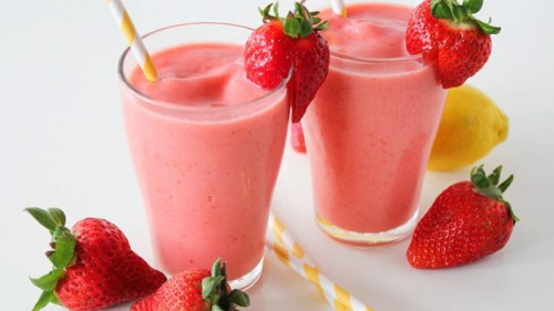 strawberry-milkshake-678x381.jpg